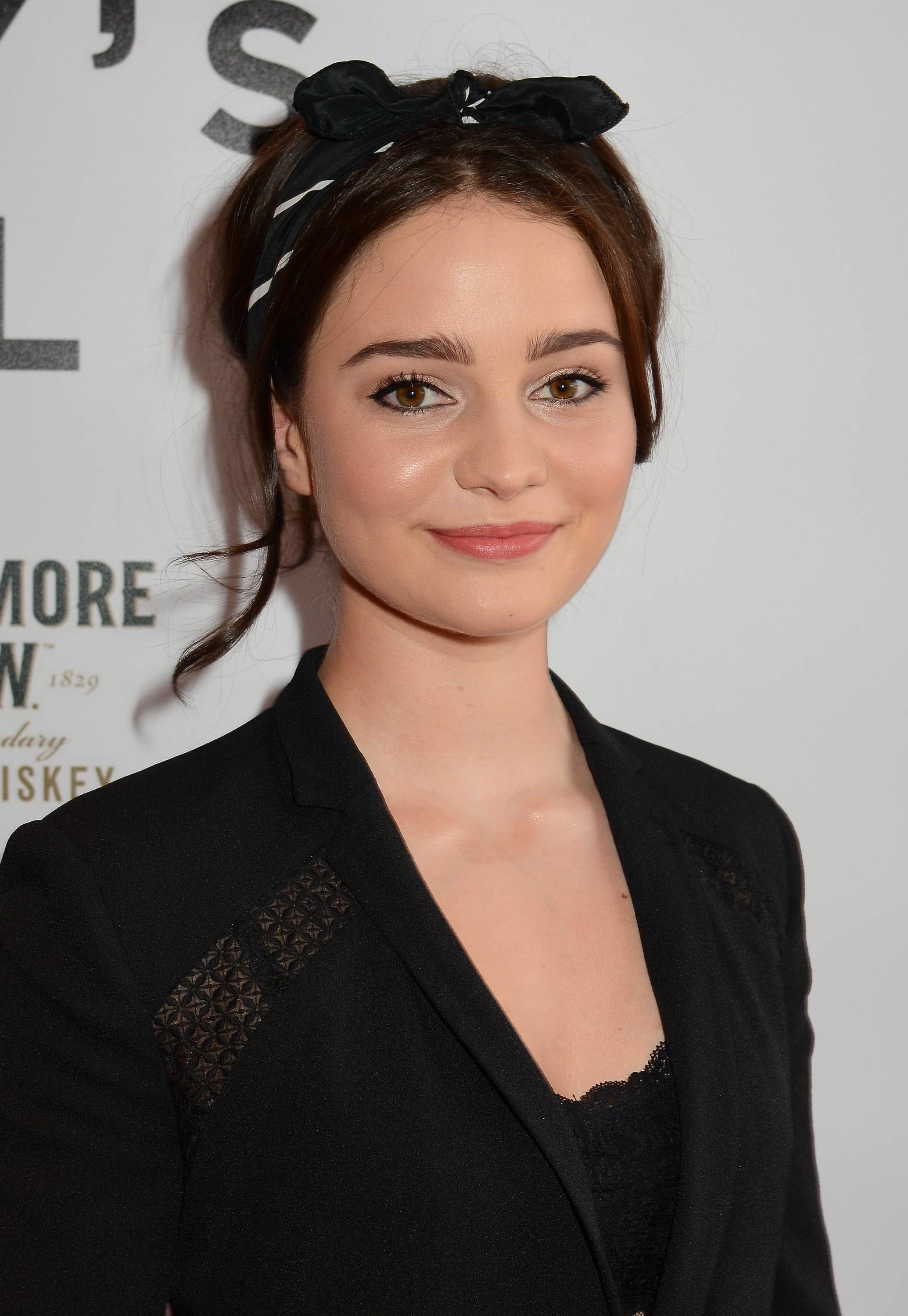 Aisling Franciosi photos,Grant Gustin photos,Annaleigh Ashford photos,Gillian Anderson photos,John Bradley photos,Ginnifer Goodwin photos