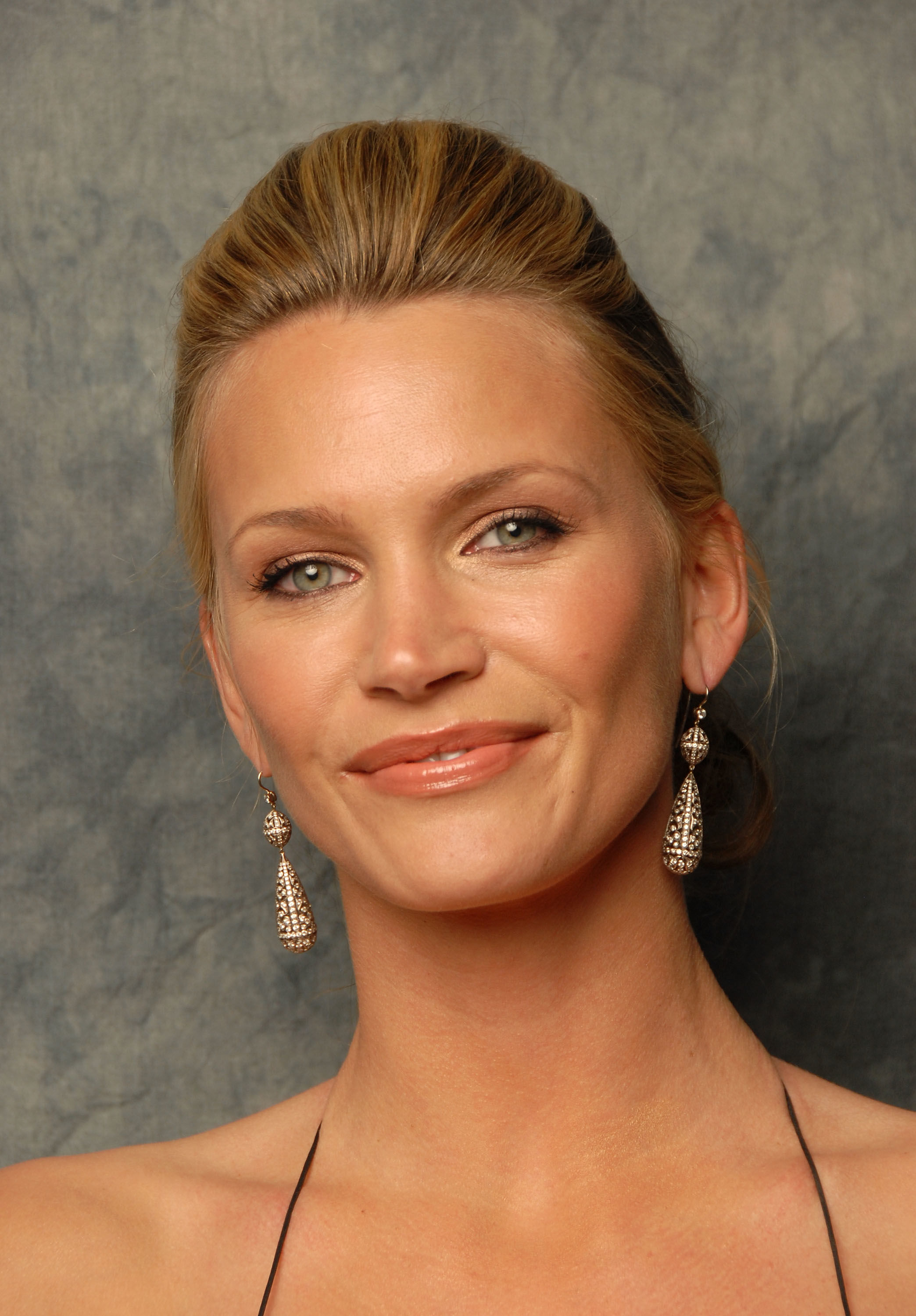 Natasha Henstridge photos,Sean Hayes photos,Ann Dowd photos,Megan Ganz photos,Brooke Smith photos,Michaela McManus photos