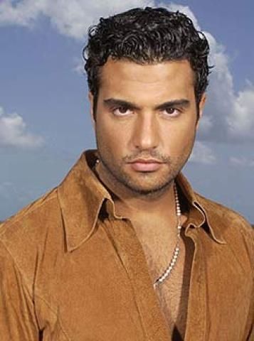 Jaime Camil photos,Jesse Spencer photos,Martin Freeman photos,Cobie Smulders photos,Richard Rankin photos,Wendi McLendon-Covey photos