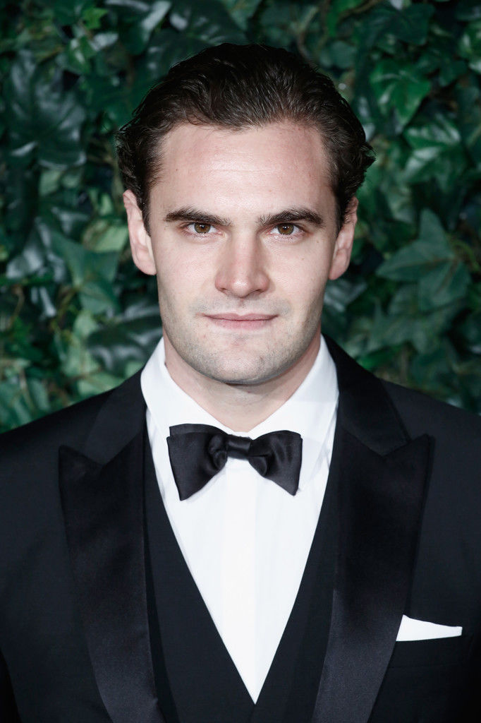 Tom Bateman photos,Hart Hanson photos,Margaret O'Brien photos,Judd Hirsch photos,Christian Taylor photos,Christopher Evan Welch photos