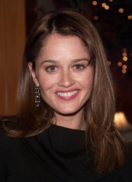 Robin Tunney photos,Chris Fedak photos,Richard Rankin photos,Daniel Henshall photos,Viola Davis photos,Peter Cambor photos