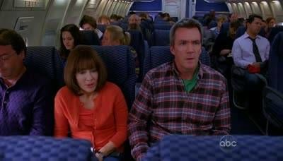 Hecks on a Plane episode synopsis,reviews,forums,photos,