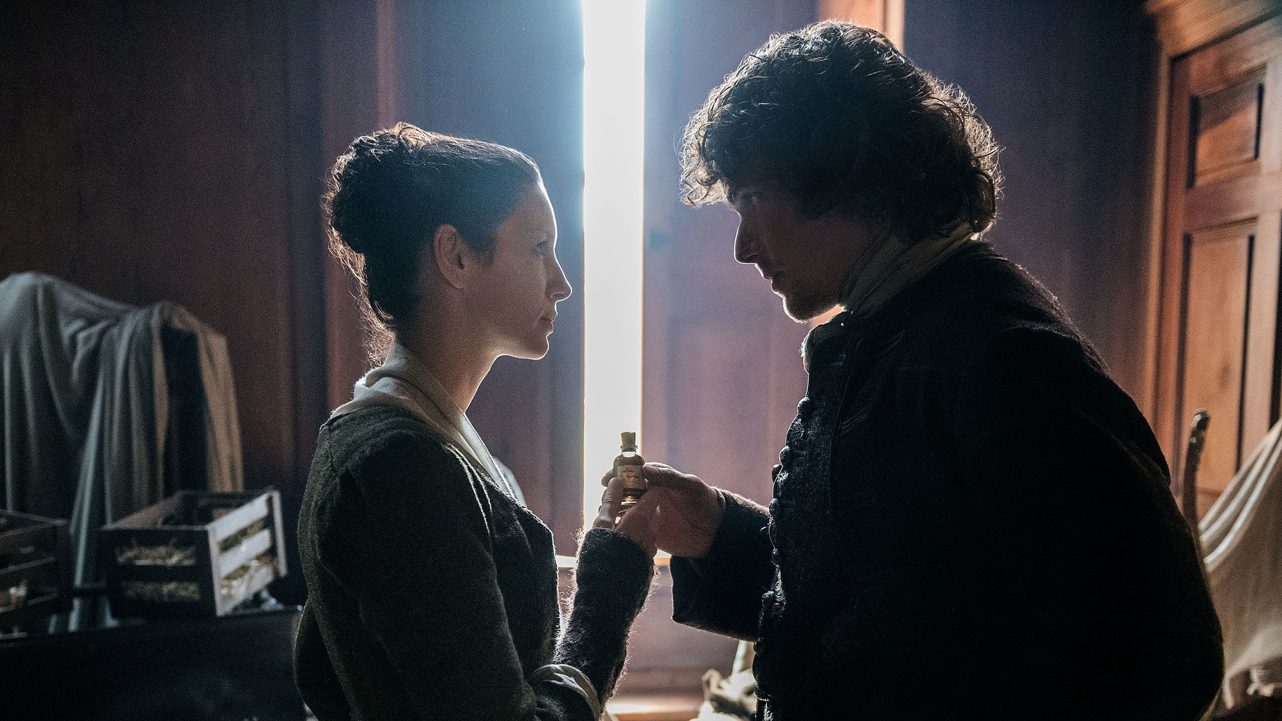 Dragonfly in Amber episode synopsis,reviews,forums,photos,