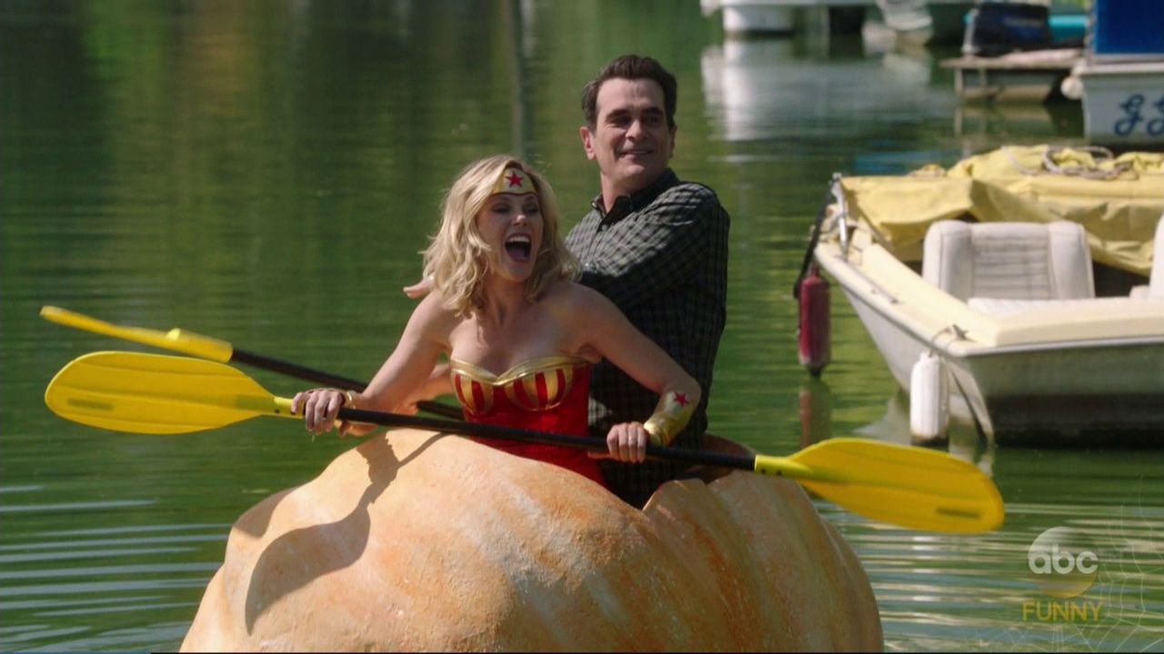 It's the Great Pumpkin, Phil Dunphy episode synopsis,reviews,forums,photos,