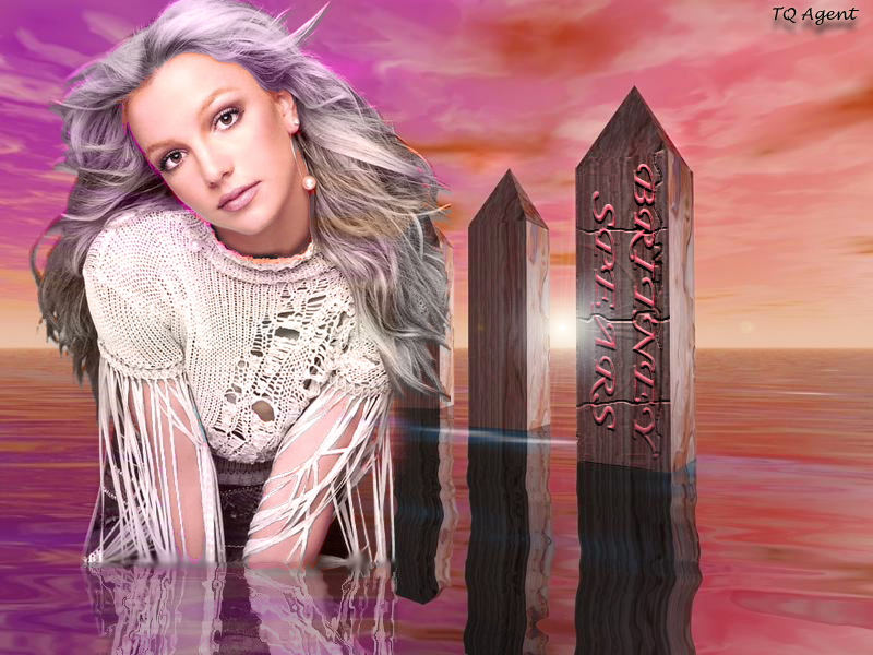 Britney Spears photos,Xander Berkeley photos,Liz Feldman photos,Deanna Dunagan photos,Mark Hentemann photos,Britney Spears photos