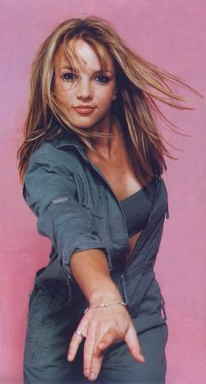 Britney Spears photos,Richard J. Lewis photos,Sarah Hyland photos,Amy Sedaris photos,Danielle Weinstock photos,Mick Betancourt photos