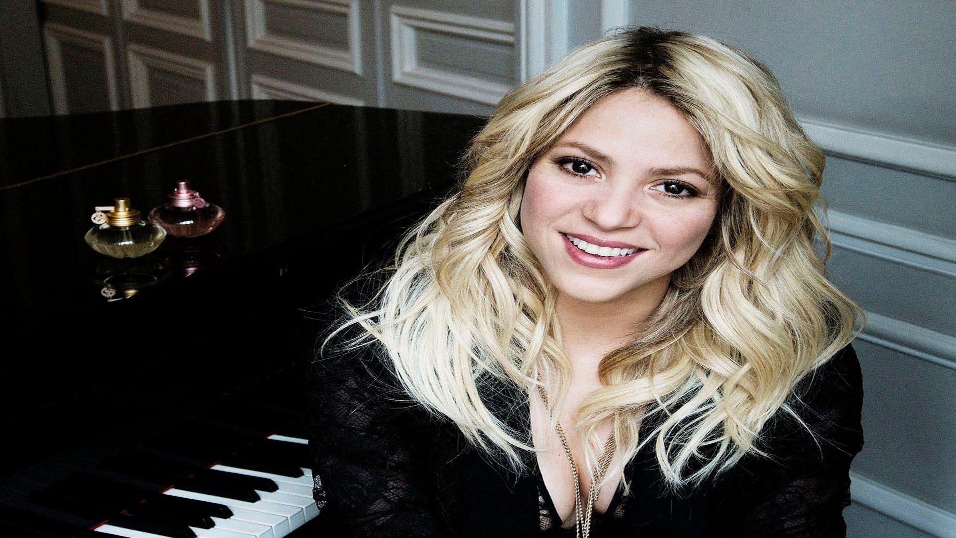 Shakira photos,Tze Chun photos,Parminder Nagra photos,Grant Gustin photos,Corey Stoll photos,Stana Katic photos