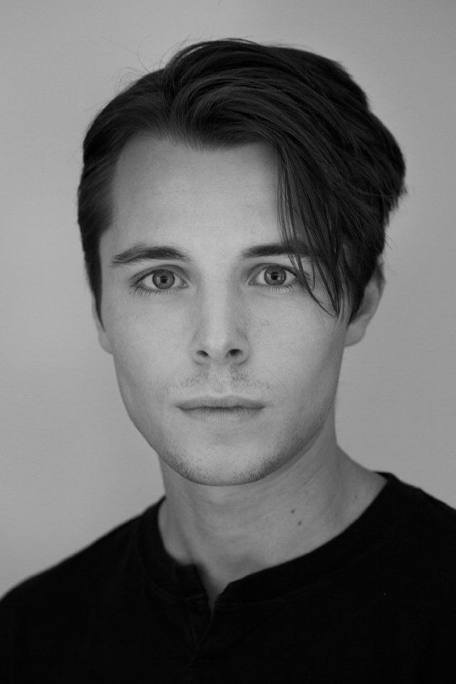 Max Fowler photos,Emily Kinney photos,Kenneth Fink photos,Patrick Buchanan photos,Yusuf Gatewood photos,Kevin Zegers photos