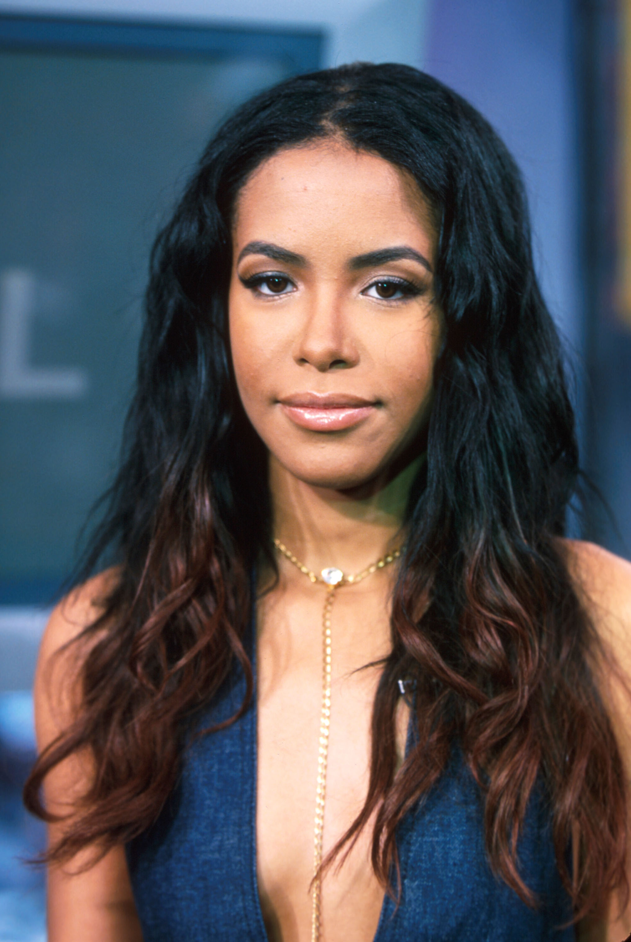 Check out "Aaliyah's" biography, albums, songs, reviews, forums and photos.