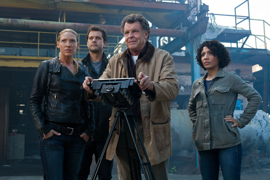 celebrities,artists,bands,lyrics,songs,albums,photos,pictures,images,reviews,discussion,community,members,forum,shows,episode,guides