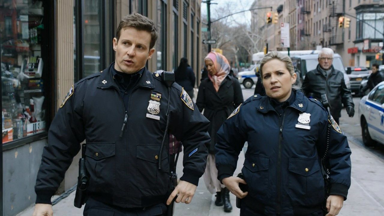 celebrities,artists,bands,lyrics,songs,albums,photos,pictures,images,reviews,discussion,community,members,forum,shows,episode,guides