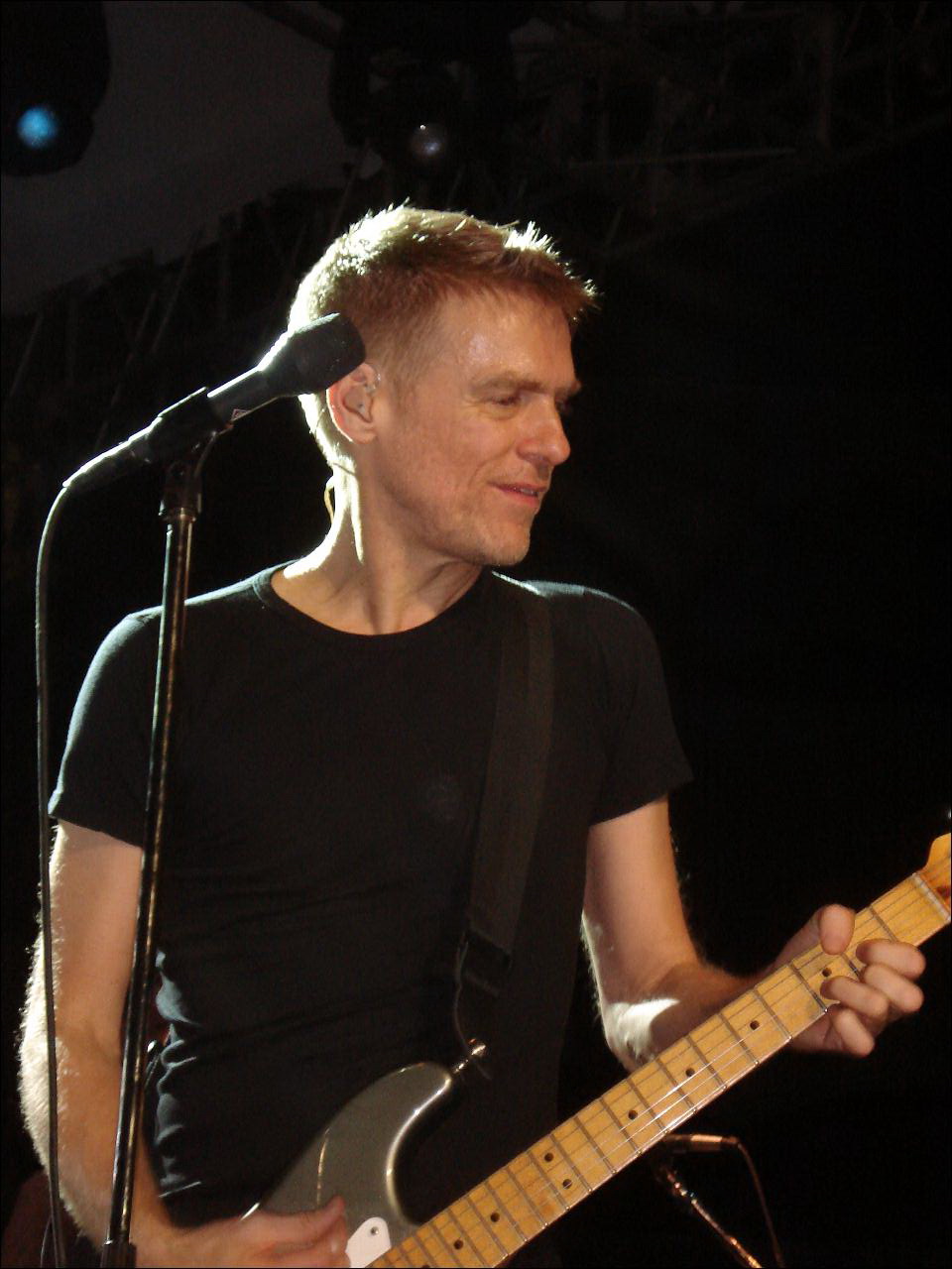 Check out "Bryan Adams's" biography, albums, songs, reviews, forums and photos.