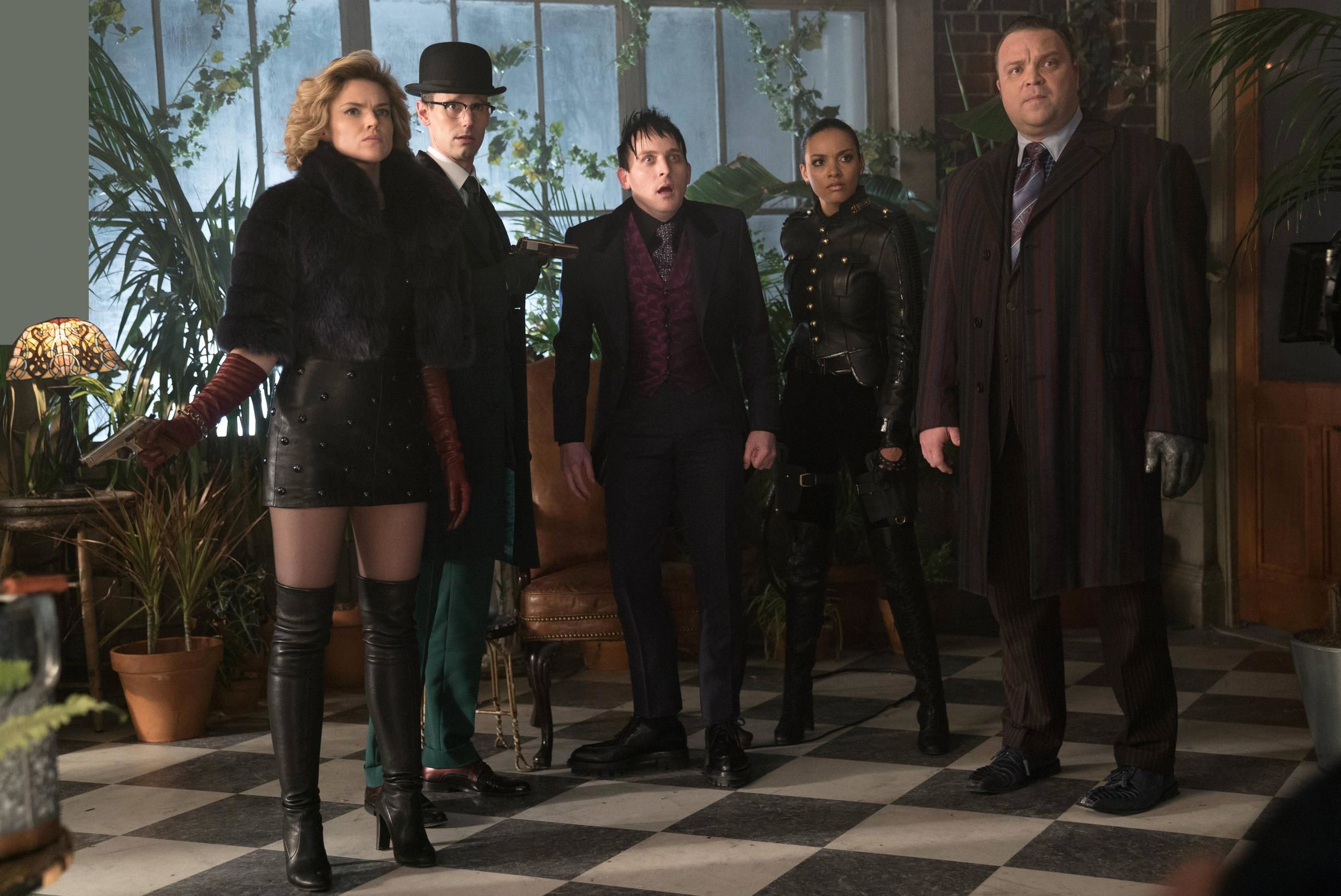 celebrities,artists,bands,lyrics,songs,albums,photos,pictures,images,reviews,discussion,community,members,forum,shows,episode,guides