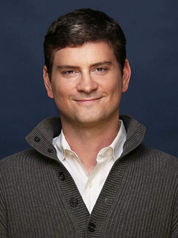 celebrities,artists,bands,lyrics,songs,albums,photos,pictures,images,reviews,discussion,community,members,forum,shows,episode,guides