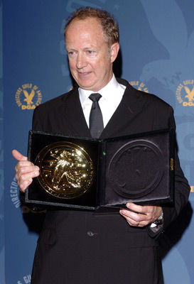 celebrities,artists,bands,lyrics,songs,albums,photos,pictures,images,reviews,discussion,community,members,forum,shows,episode,guides